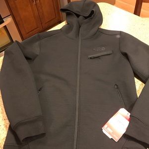 Men’s size small North Face black jacket/hoodie.